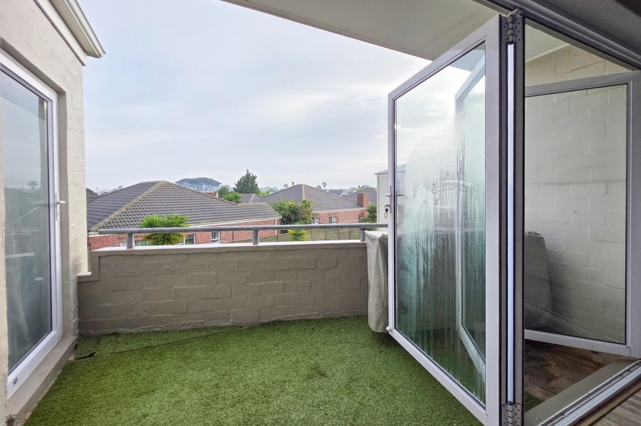 2 Bedroom Property for Sale in Sonstraal Heights Western Cape